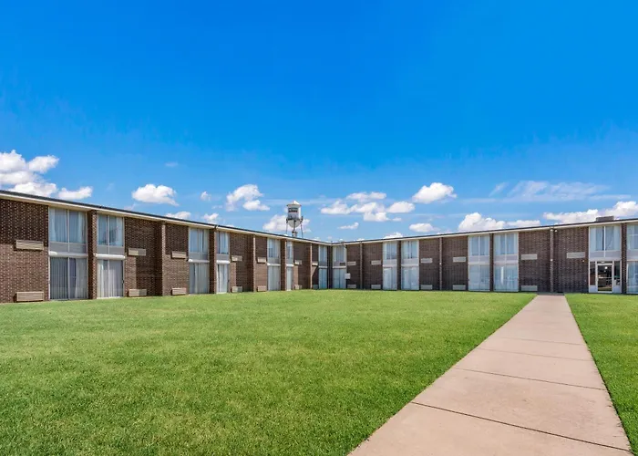 Bricktown Hotel & Extended Stay