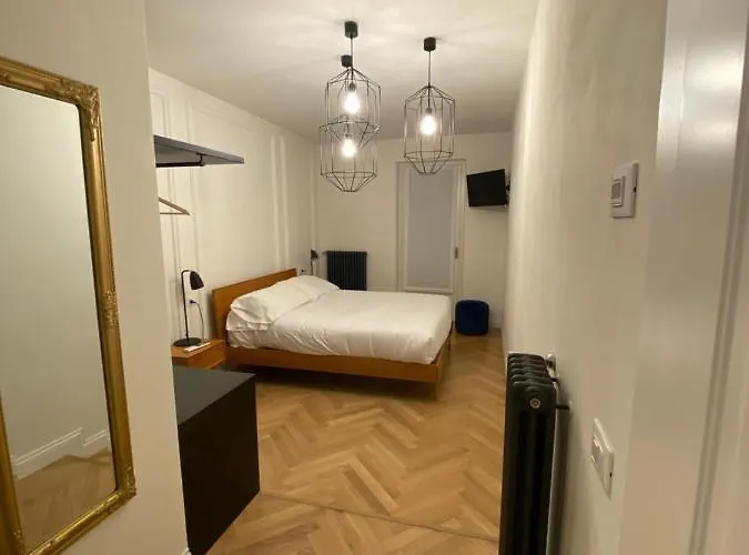 Albergo centrale: Camere La Meridiana