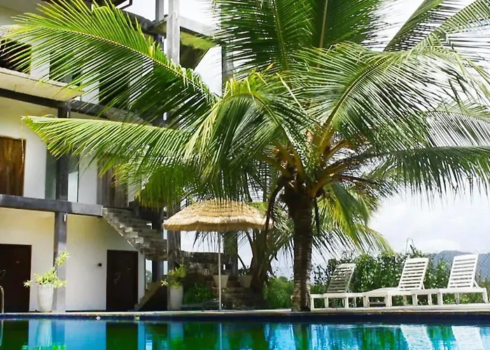 Jacuzzi hotel: Wild Fortress Hotel Sigiriya