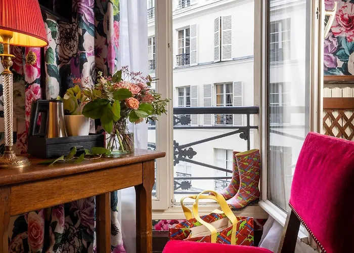 Hotel Des Marronniers Paris