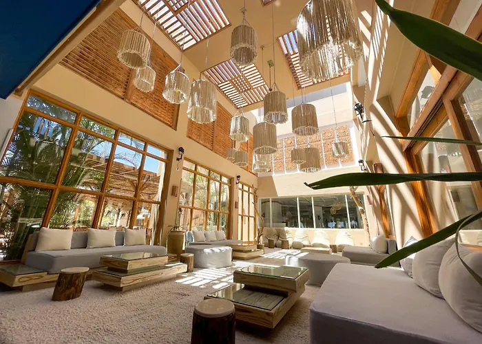 Luxe hotel: The Breakers Diving And Surfing Lodge Soma Bay