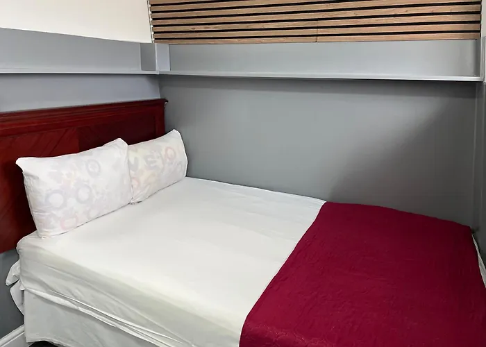 Luchthavenhotel: Plaza London Hotel