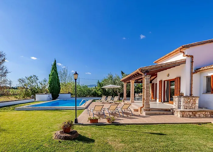 Chalet: Beach Villa Can Carles By Sealand Villas