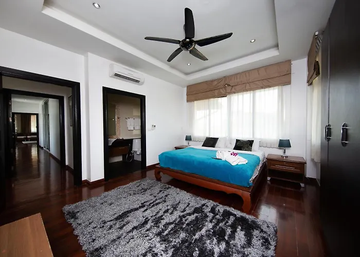 Paradise Pool Villa Pattaya In Tropicana Village