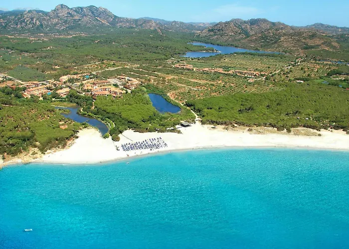 Hotel sulla spiaggia: Villaggio Cala Ginepro Resort&SPA