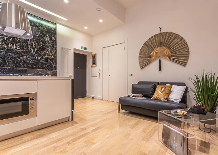Cabina: Private Apartment Colosseum