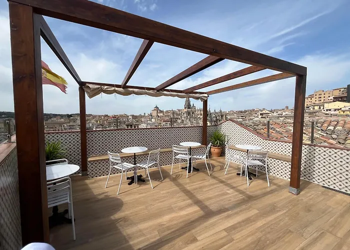 Casón De Los López Apartments