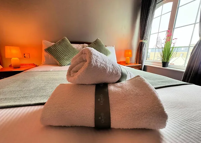 B&B: The Killarney Grand