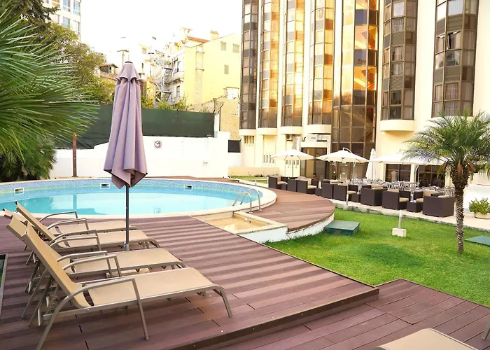 Legendary Lisboa Suites