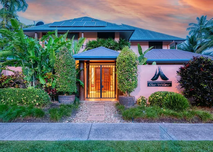 Villa 3 @ Chez Willow, 2 Mins To Four Mile Beach