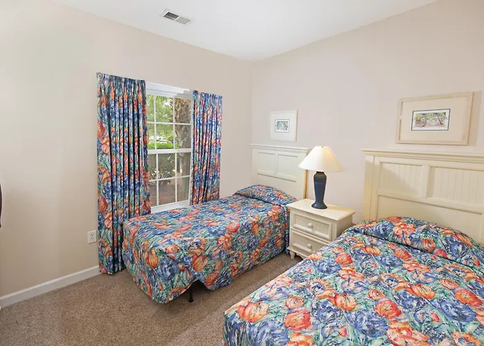 Barefoot Resort Golf & Yacht Club Villas