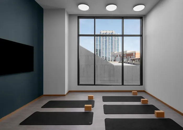 5 star hotel: Hotel Fraye Nashville, Curio Collection By Hilton