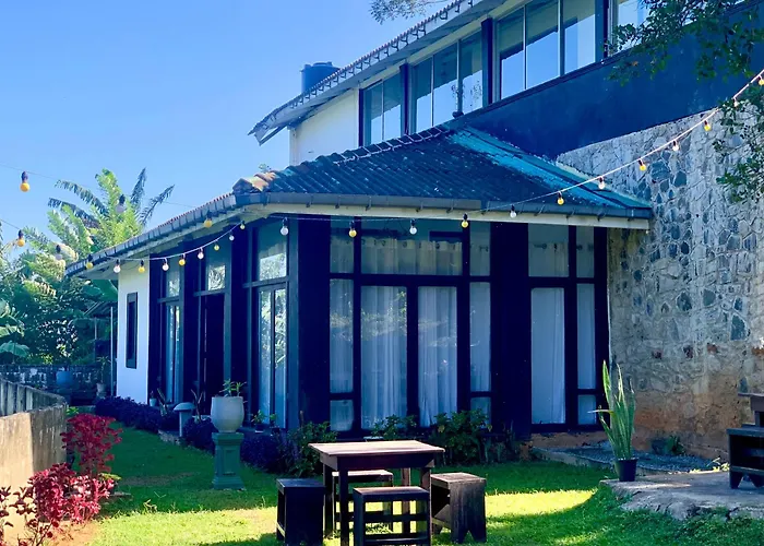 Dog friendly hotels Miracle Trail Kandy