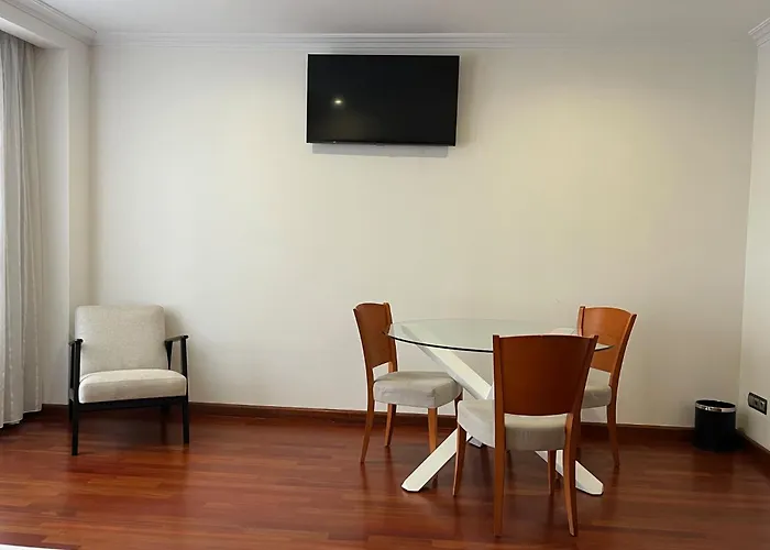 Hotel con piscina: Hotel Gran Regente