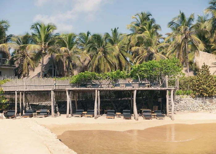 Éteka Slow Beach