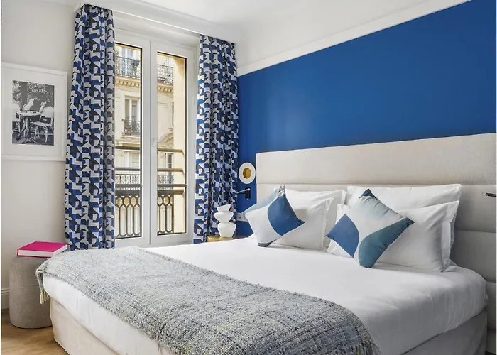 4 sterren hotel: Hotel Elysees Opera