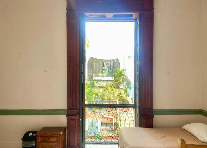 B&B: Hostal Zócalo