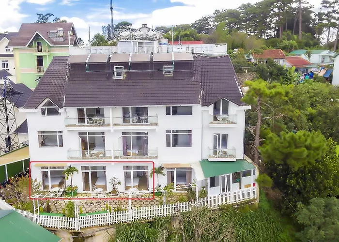 Lacami Dalat Hotel