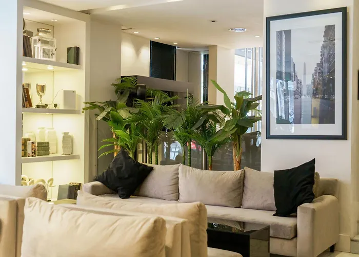 Luchthavenhotel: Principado Downtown