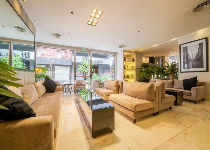 Luchthavenhotel: Principado Downtown