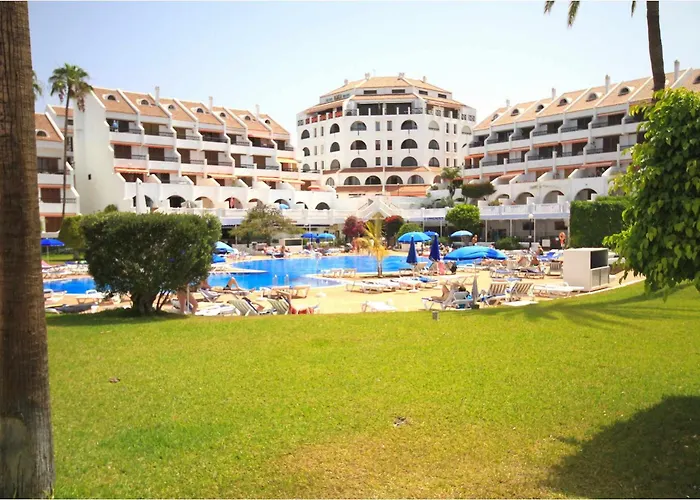 Private Villa: Parque Santiago 2 Villa 2 Tenerife Rental & Sales