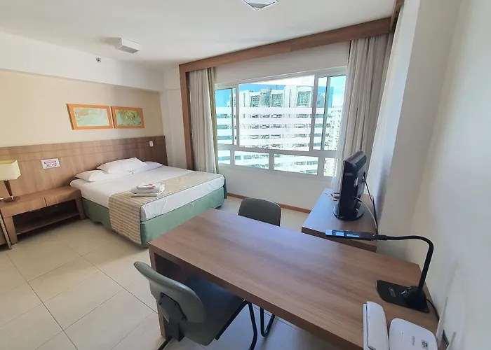 FLAT SAINT MORITZ EXPRESS, SHN QUADRA 1, AO LADO DA ESPLANADA DOS MINISTÉRIOS, PRÓXIMO AO ESTÁDIO MANÉ GARRINCHA, COM WI-FI, SMART TV, PISCINA, ACADEMIA, SAUNA, HIDROMASSAGEM By REI DOS FLATS