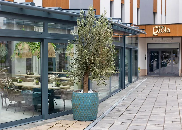Grand Laola Spa