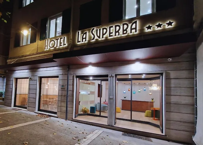  La Superba