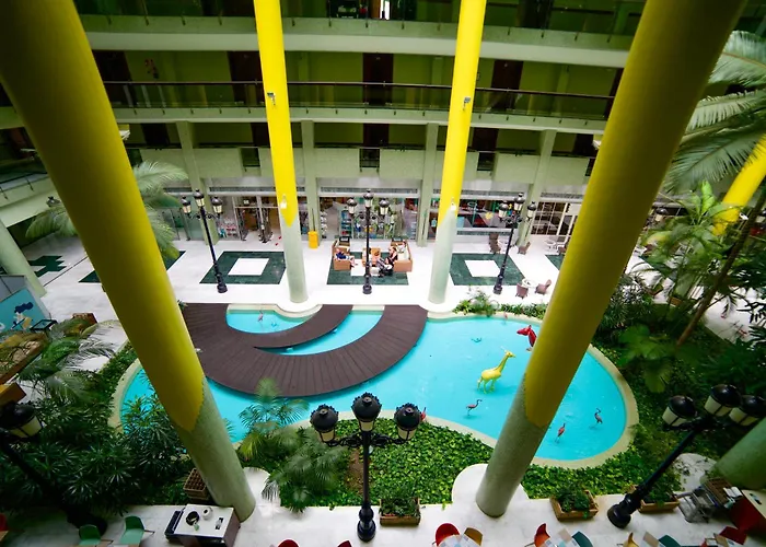 Hotel: Holiday World Resort