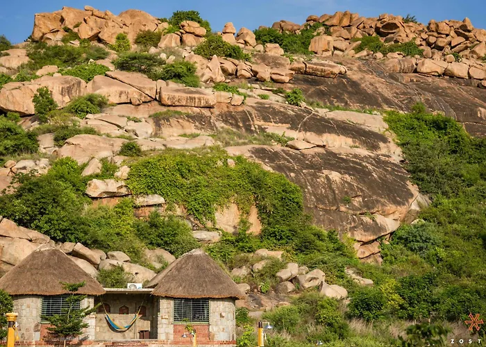 Zostel Hampi, Gangavathi