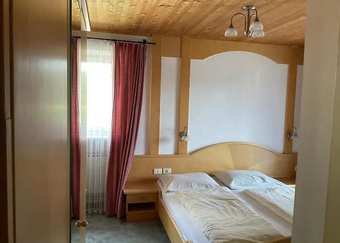 Hotel mit Pool: Garni Rika