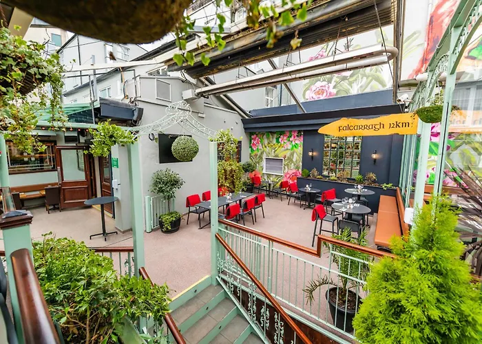 Hotel 3 estrelas: Harcourt Hotel