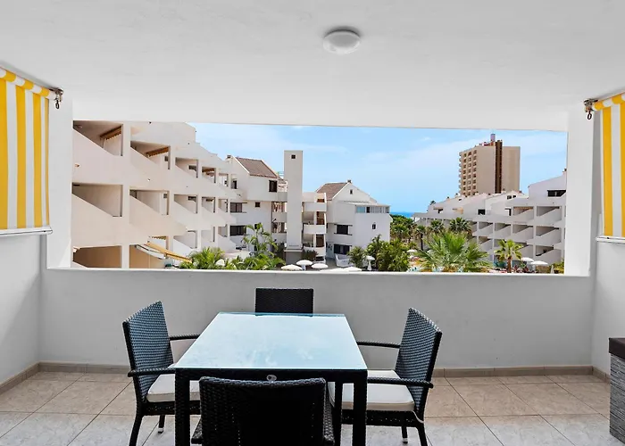  Paloma Beach s