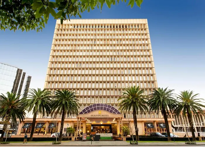 Central hotel: Duxton Hotel Perth