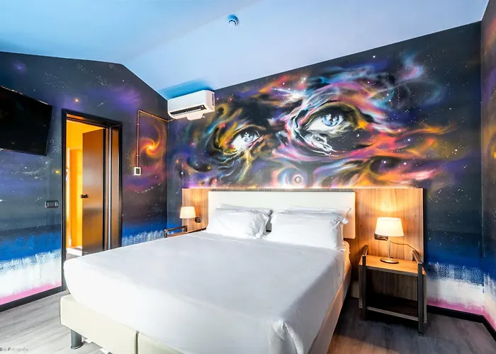 Muraless Art - Worldhotels Crafted