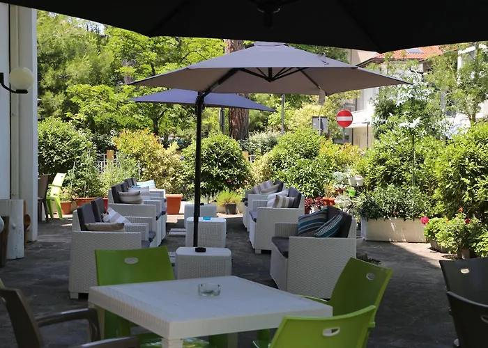 Albergo centrale: Hotel Senza Pensieri Riccione