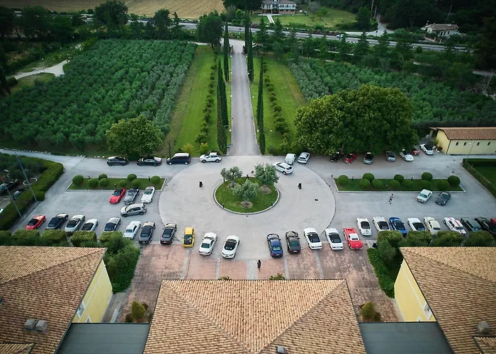 Delfina Palace