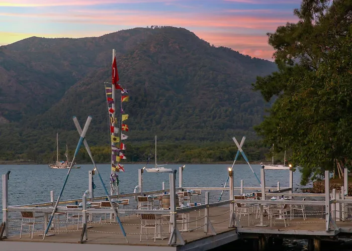 Hotel nahe College: Marmaris Bay Resort - Adults Only