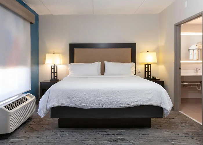 Holiday Inn Express & Suites Jacksonville Airport By Ihg