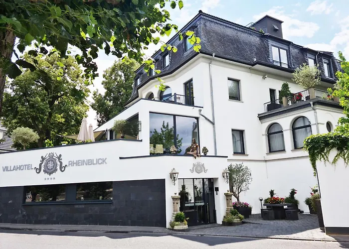 Luchthavenhotel: Villahotel Rheinblick