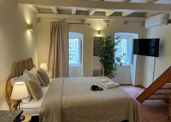 Hotel near College: Dubrovnik Old Town Apartments