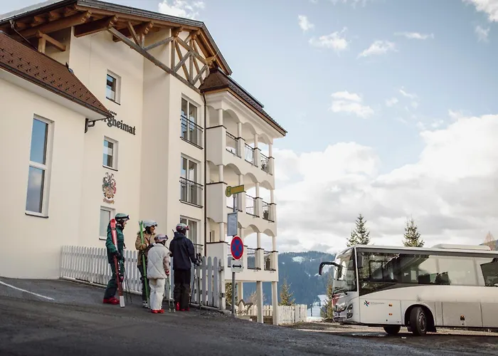 Ping Pong Hotel: Hotel Bergheimat