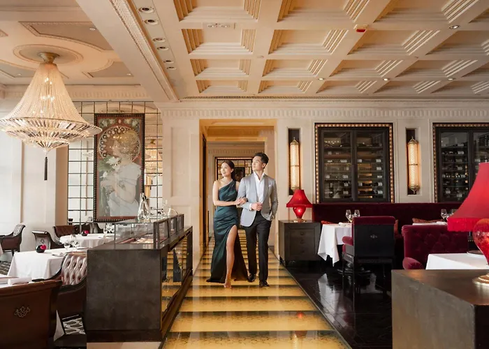 5-Sterne-Hotel: Four Seasons Hotel Hong Kong