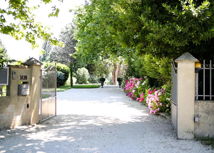 Guests house Mas Chateau Blanc