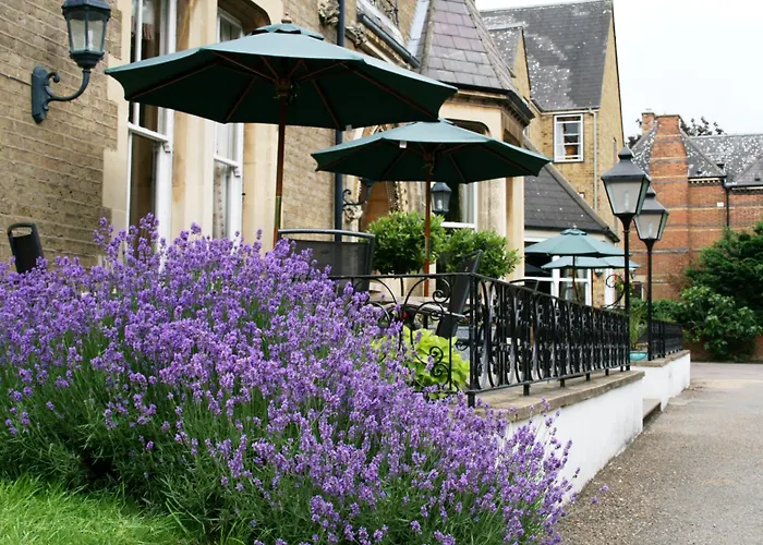 Luxury hotel only: Cotswold Lodge Hotel