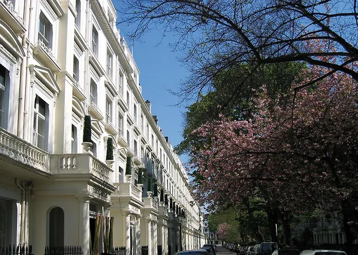 Resort: The Caesar Hotel