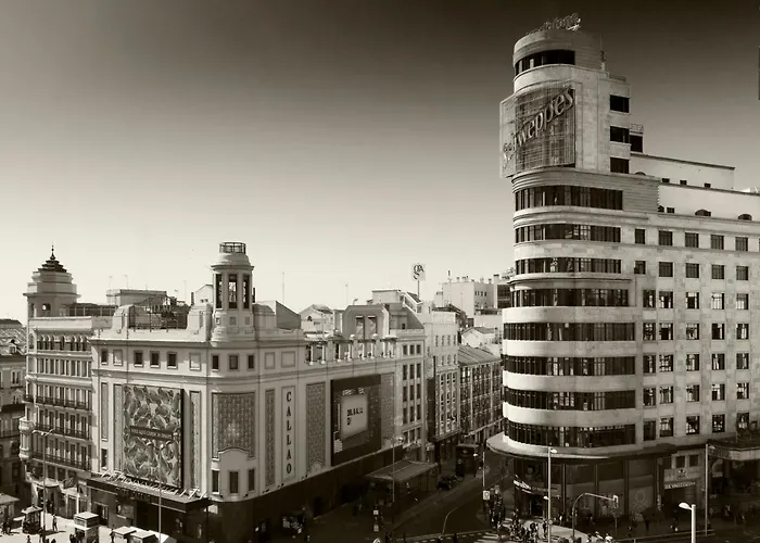  Hostal Valencia Madrid