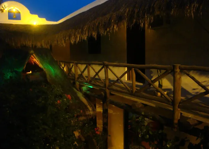Lo Nuestro Petit Tulum