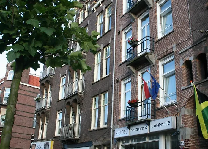  Larende
