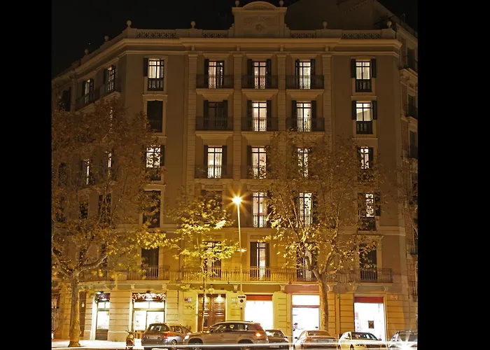 Beach hotel: Mh Apartments Suites